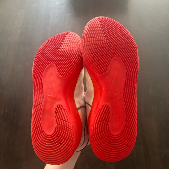 Nike Youtube x Kevin Durant Basketball Sneakers - Picture 6 of 7